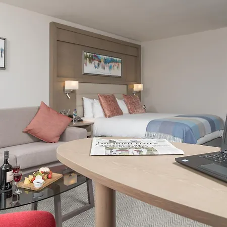 Mcwilliam Park Hotel 4*