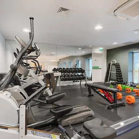 Hotel Mcwilliam Park 4*