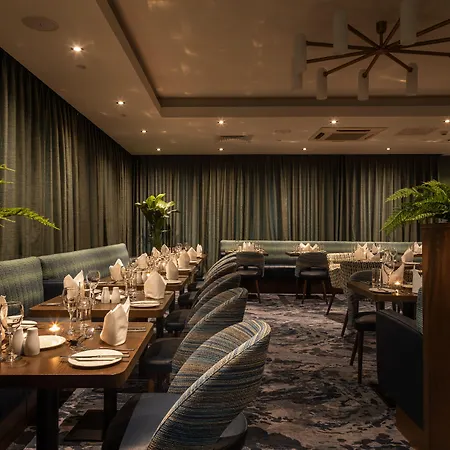 Mcwilliam Park Hotel 4*