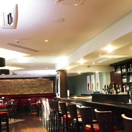 麦克威廉姆公园酒店 克莱尔莫里斯