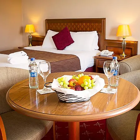 Mcwilliam Park Hotel