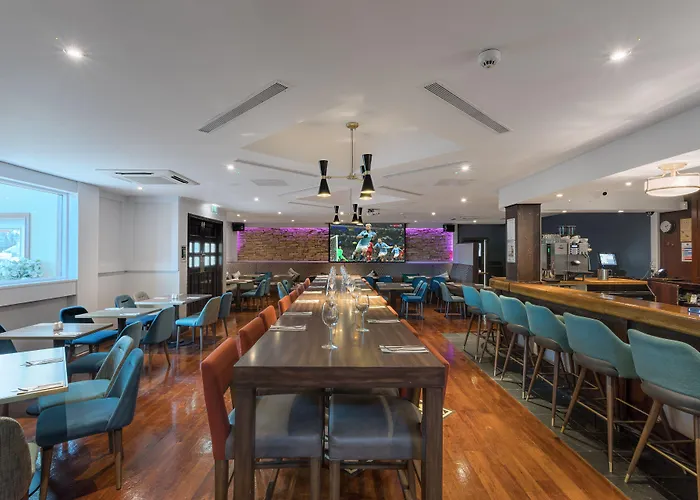 Hotel Mcwilliam Park 4*